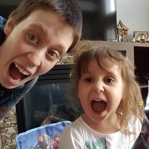 Meet your Posher, Phoebe